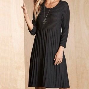 Eileen Fisher Wool Scoop Neck Black Pleated Midi Dress